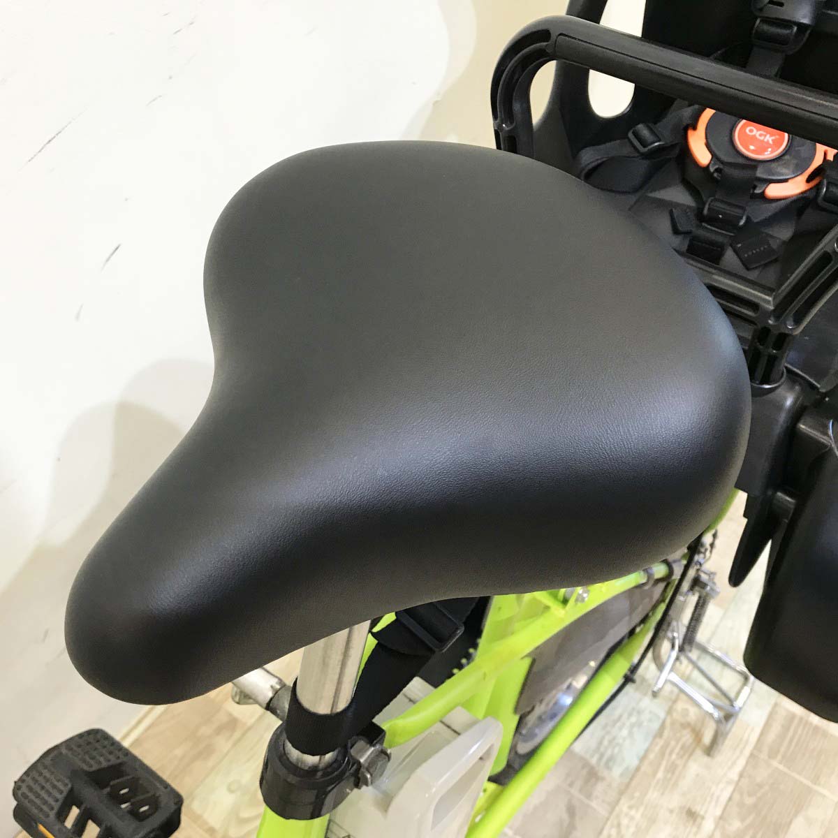 パナソニック ギュットミニ グリーン 20インチ KI034 【中古車】