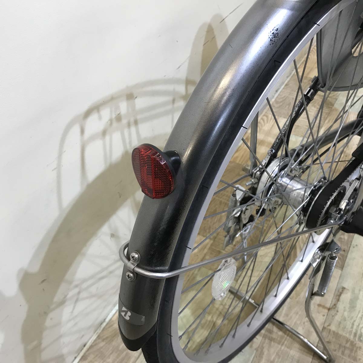 ブリヂストン フロンティア シルバー 26インチ KU036  【中古車】