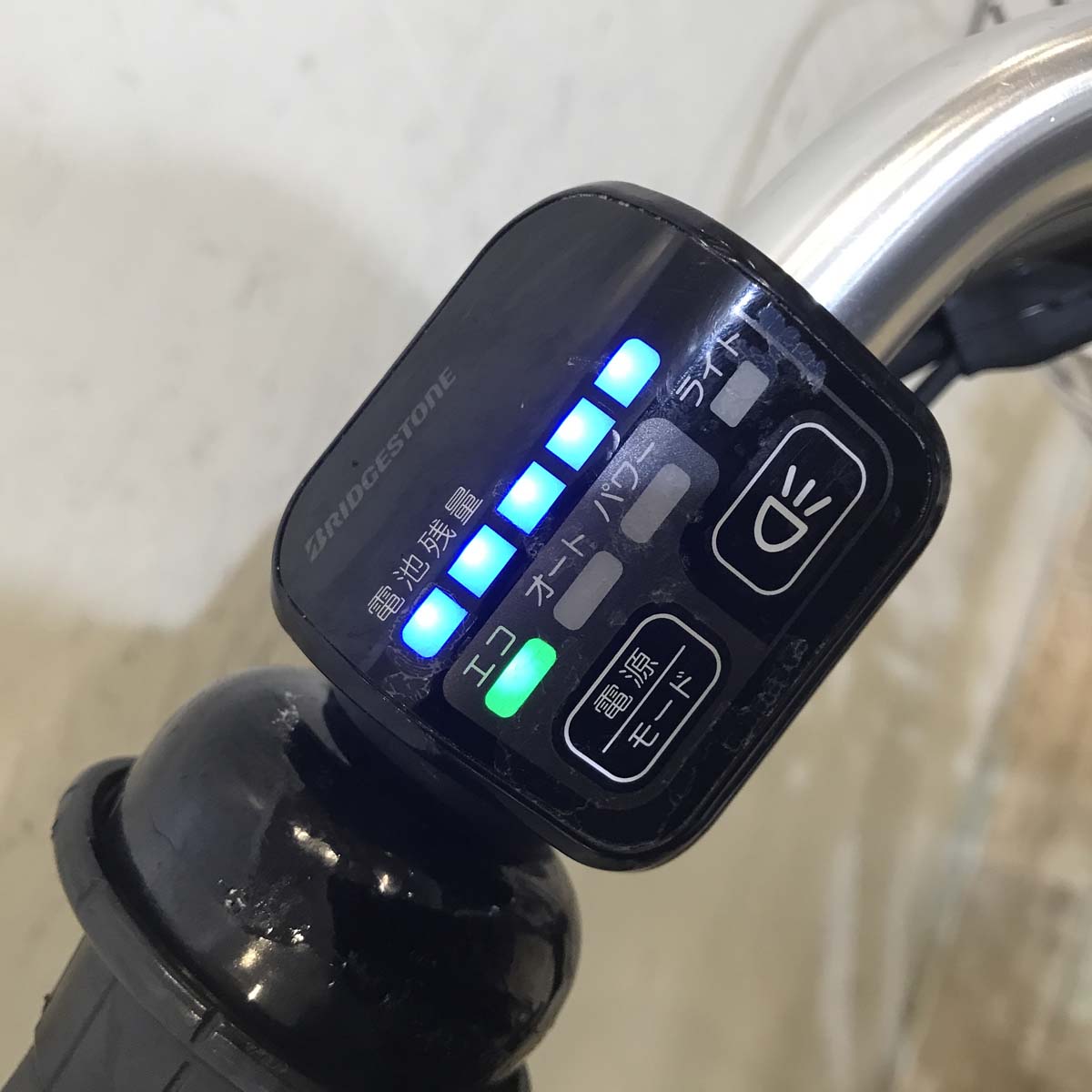 ブリヂストン フロンティア ロイヤル ブラウン 26インチ KD090【中古車】