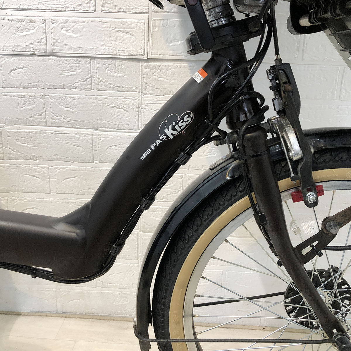 ヤマハPAS Kiss mini X863-2005 20型8.7AH無光沢茶色 中古電動自転車 ヤマハ PAS Kiss mini パス キッス ミニ ブラウン 20