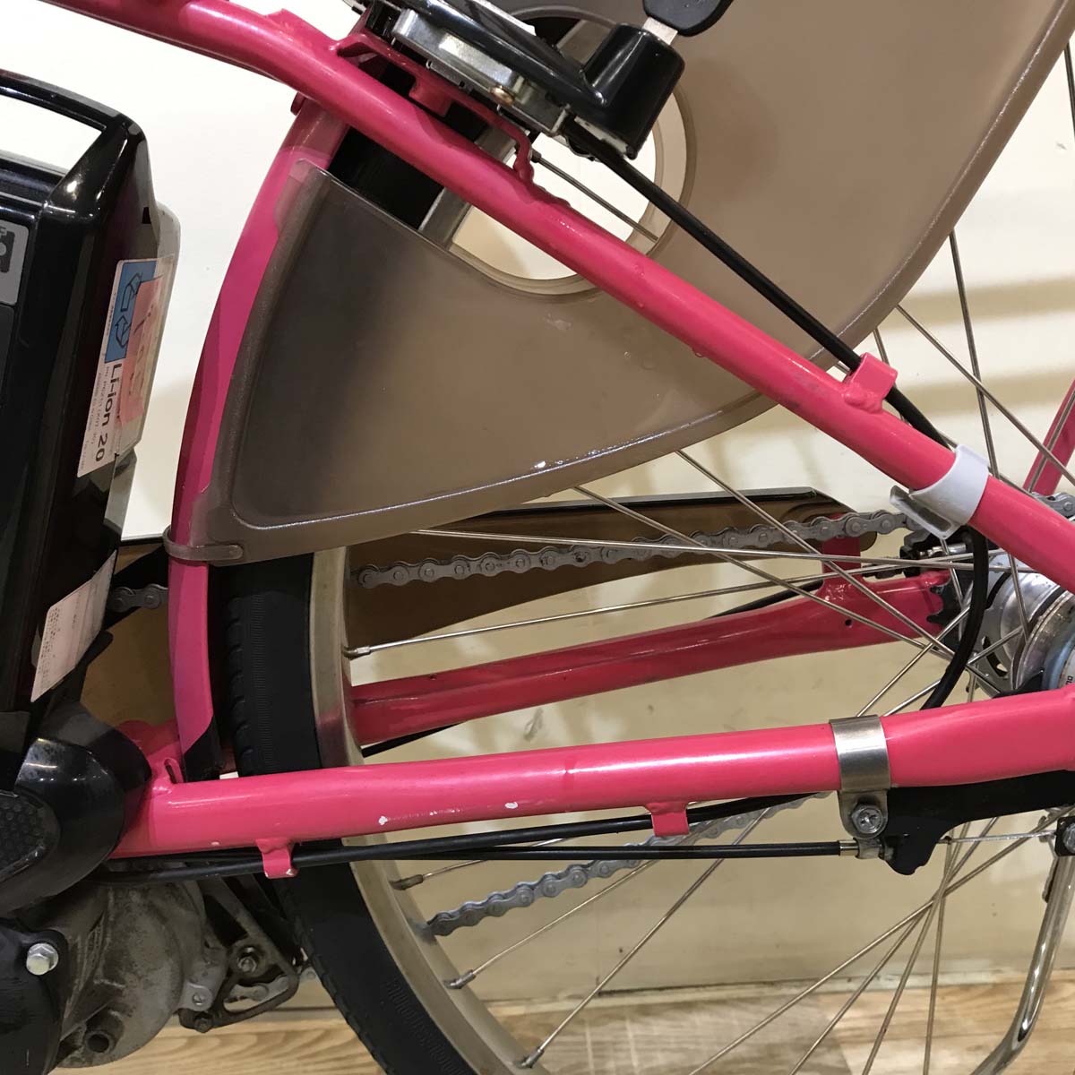 ブリヂストン アシスタ DX ピンク 26インチ KU037  【中古車】