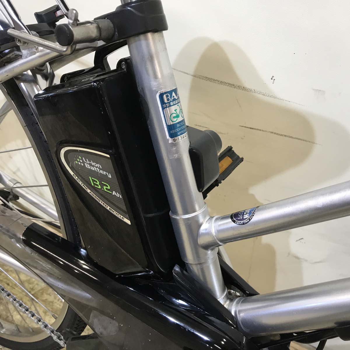パナソニック ビビ DX シティ シルバー 27インチ KY120【中古車】