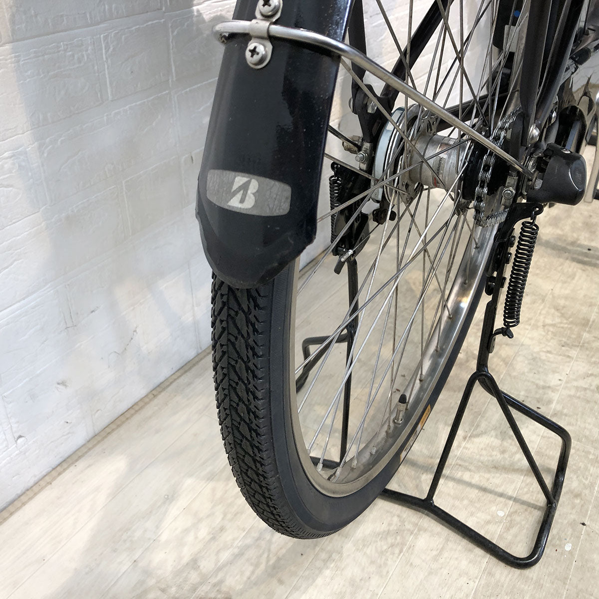 ブリヂストン アンジェリーノ e ブラウン 前22×後26インチ YE129【中古車】