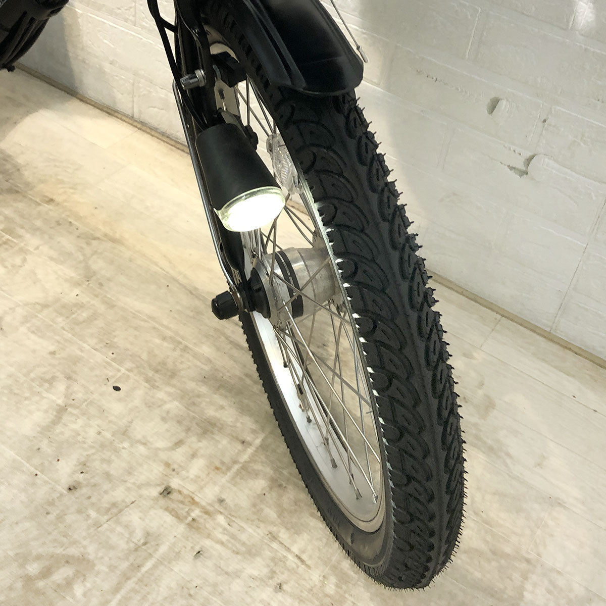 新品バッテリー パナソニック ギュット ミニ DX ブラック 20インチ YE134 【中古車】
