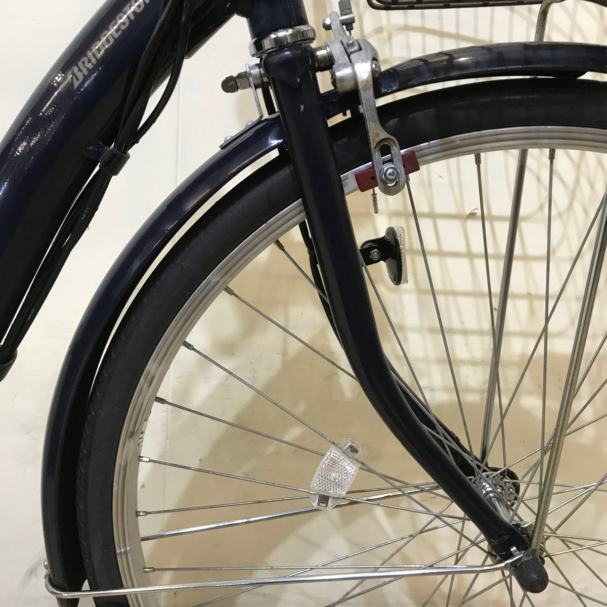 ブリヂストン アシスタ U STD ネイビー 26インチ KU049 【中古車】