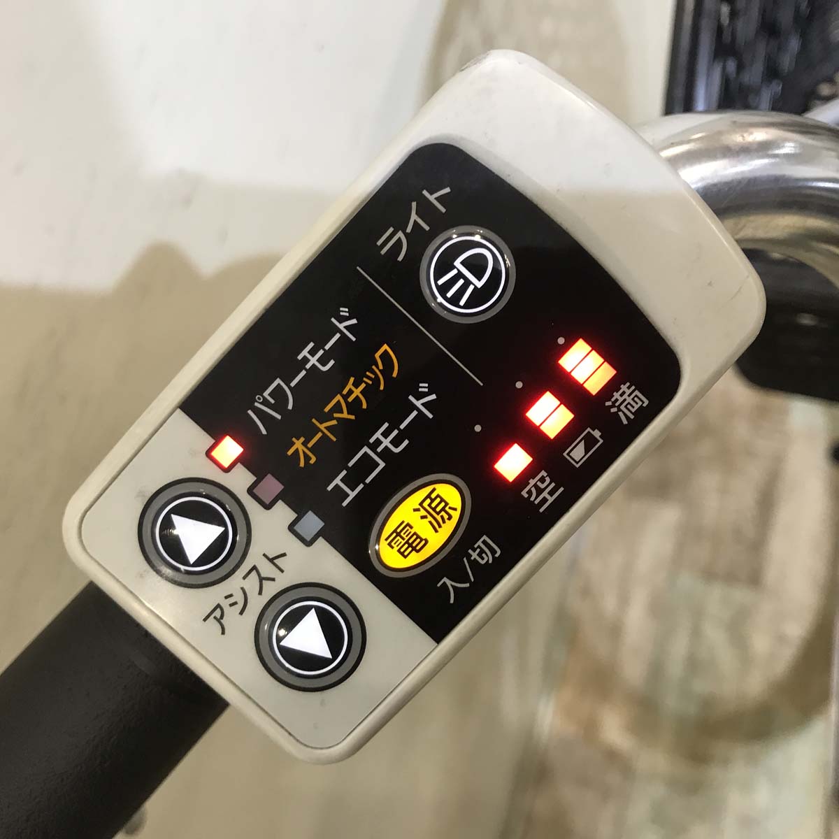 中古電動自転車 パナソニック ビビ NX シルバー 26インチ KD105