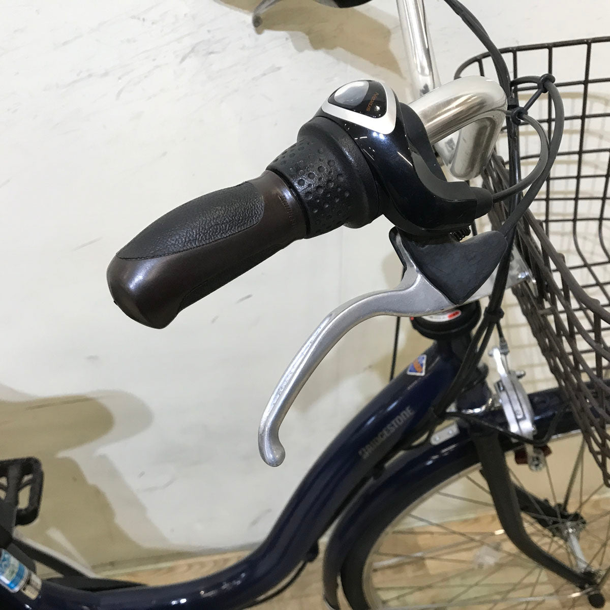 ブリヂストン アシスタ U STD ネイビー 26インチ KU049 【中古車】