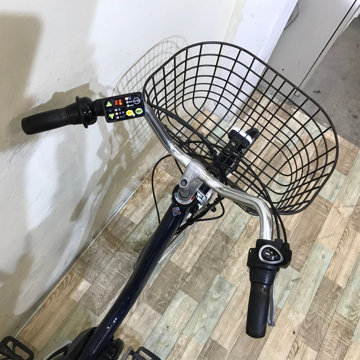 ブリヂストン アシスタ U STD ネイビー 26インチ KU049 【中古車】
