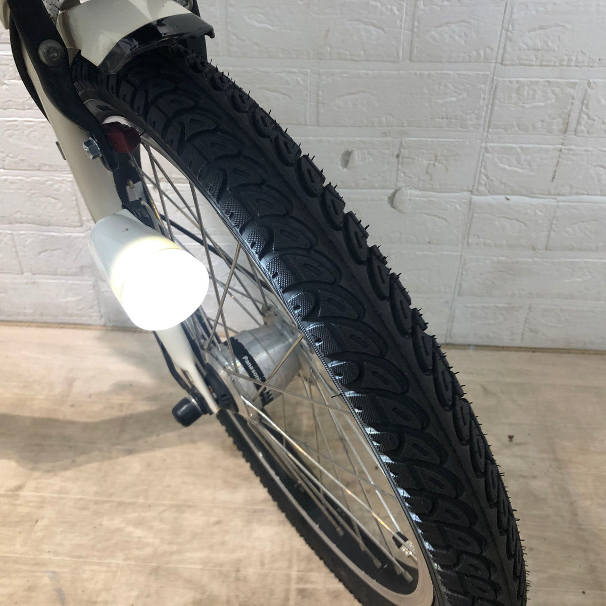 ブリヂストン bikke POLAR e ビッケ ポーラー イー ホワイト 20インチ YS076 【中古車】