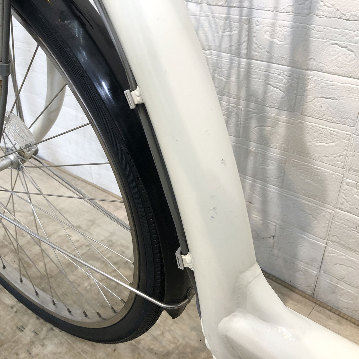 ブリヂストン ボーテ アシスタ ホワイト 26インチ YE139【中古車】