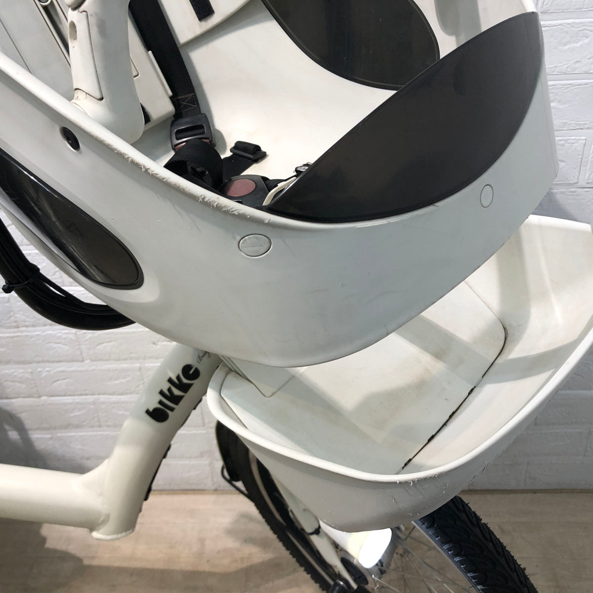 ブリヂストン bikke POLAR e ビッケ ポーラー イー ホワイト 20インチ YS076 【中古車】
