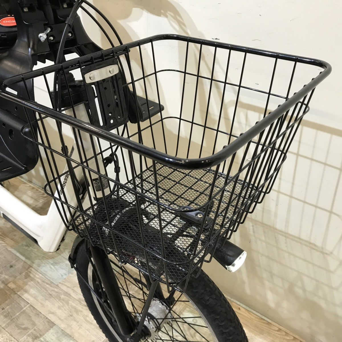パナソニック ギュットアニーズ ホワイト 20インチ KI050 【中古車】