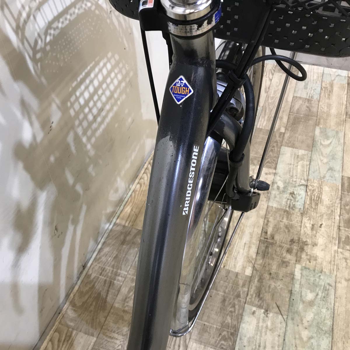 ブリヂストン フロンティア シルバー 24インチ KY133 【中古車】