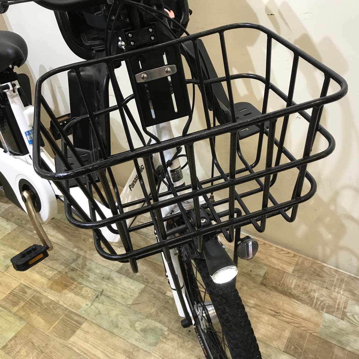 パナソニック ギュット アニーズ EX ホワイト 20インチ KD110【中古車】