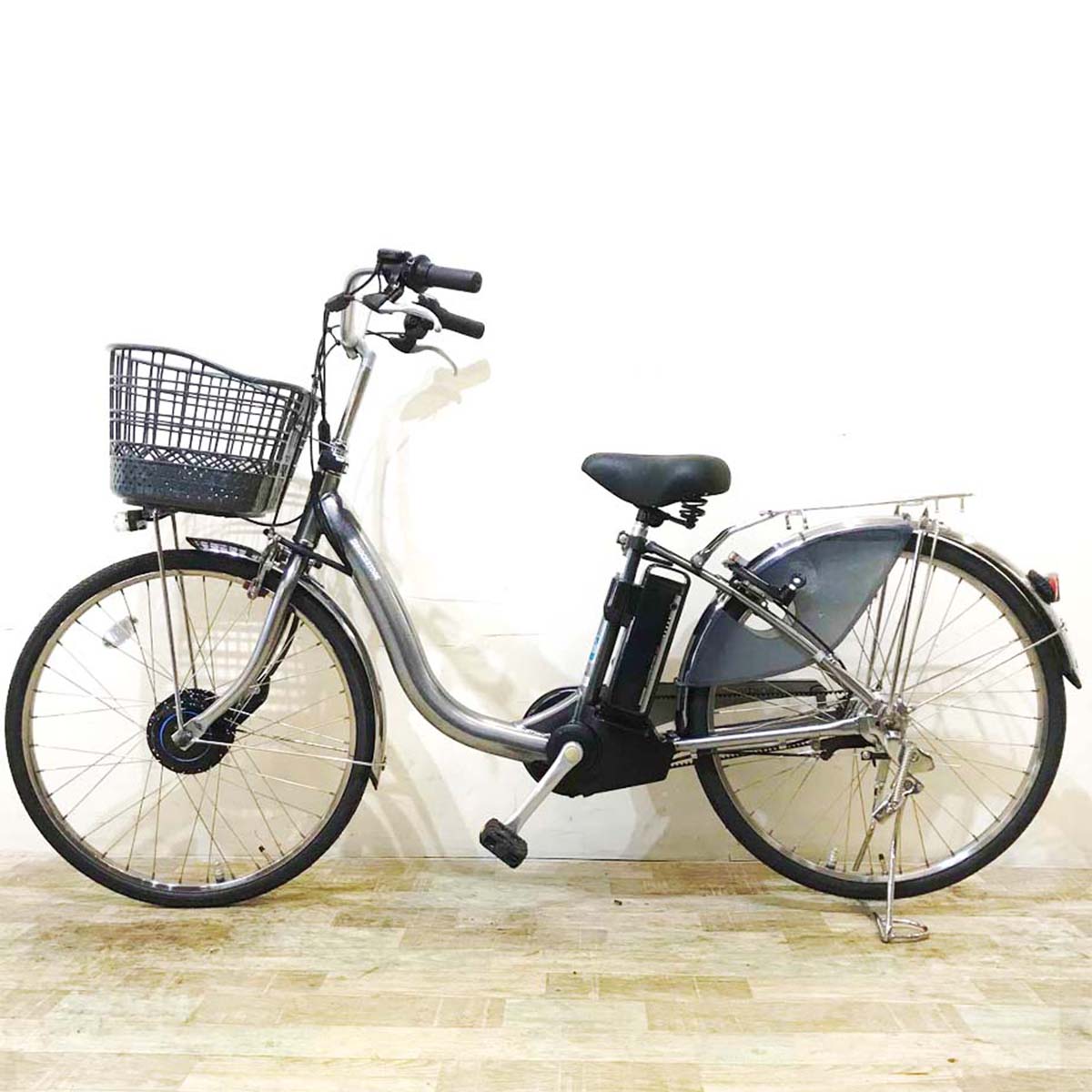 ブリヂストン フロンティア シルバー 24インチ KY133 【中古車】