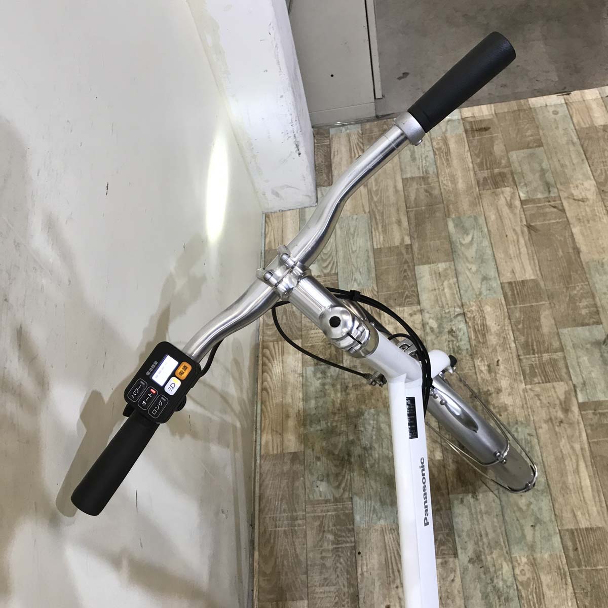パナソニック J コンセプト ホワイト 20インチ KY134 【中古車】