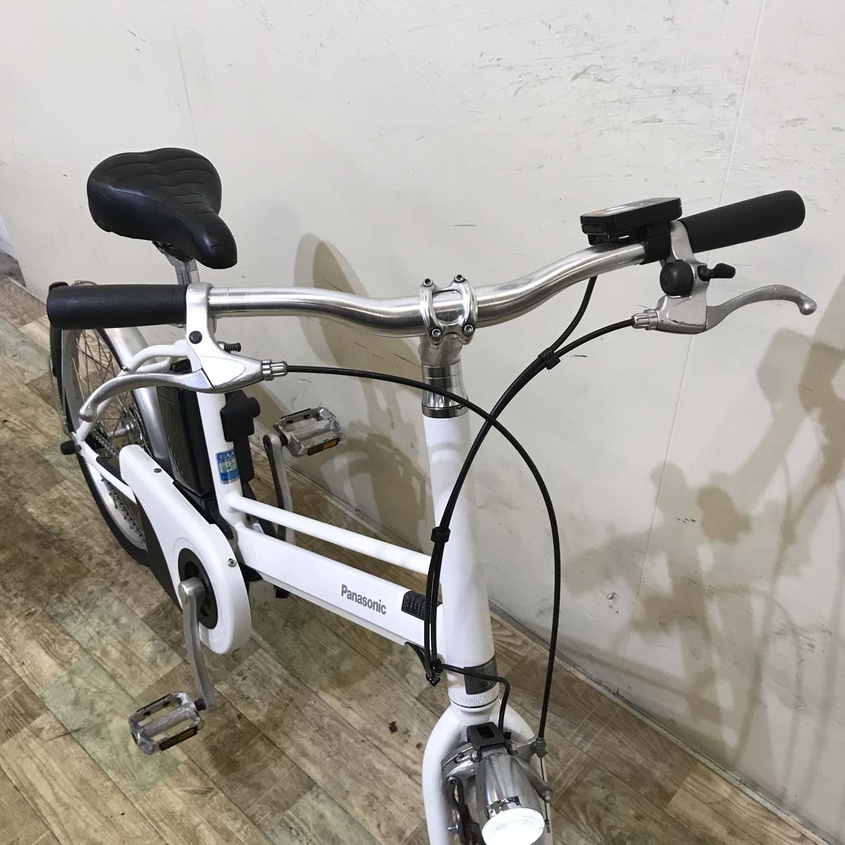 パナソニック J コンセプト ホワイト 20インチ KY134 【中古車】