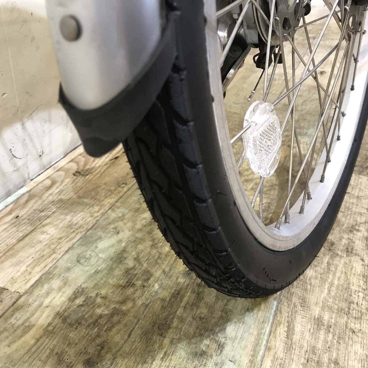 パナソニック J コンセプト ホワイト 20インチ KY134 【中古車】