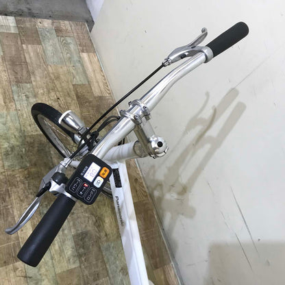 パナソニック J コンセプト ホワイト 20インチ KY134 【中古車】