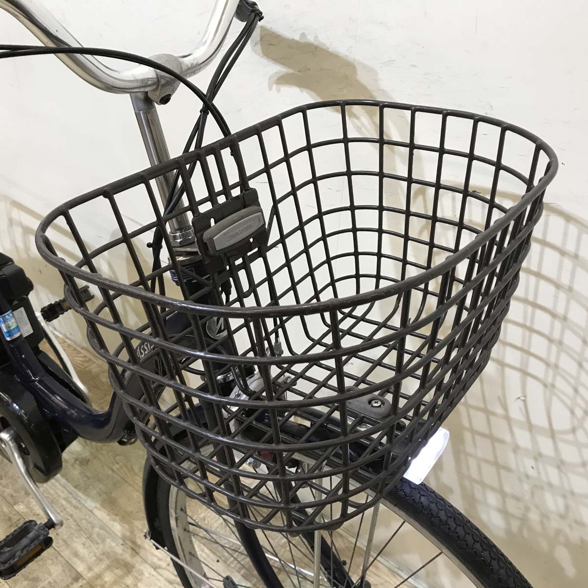 ブリヂストン アシスタ ファイン ネイビー 26インチ KY136 【中古車】