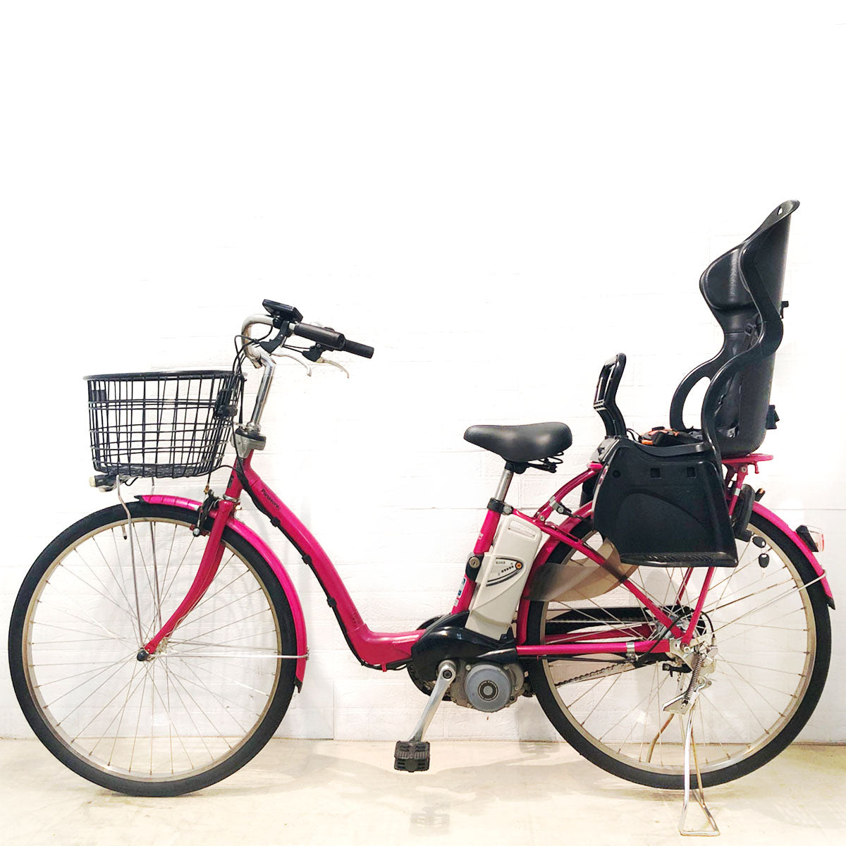057整備済新基準　パナソニック 電動アシスト自転車 26インチ 中古車 中古電動自転車 パナソニック ギュット プラス ピンク 26インチ YX070