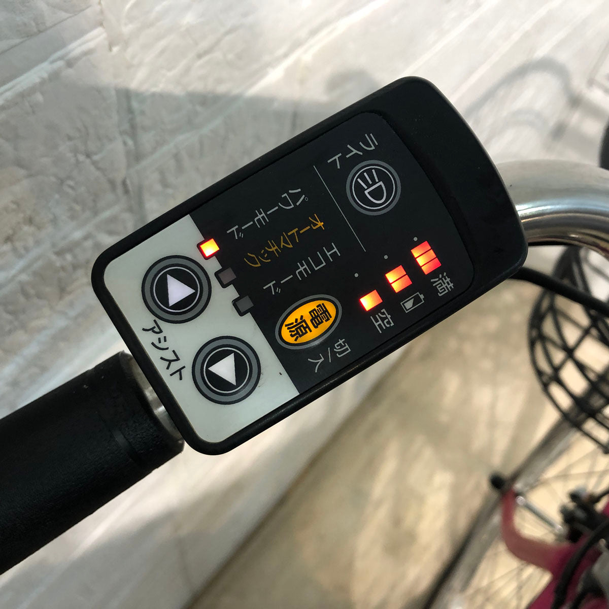 中古電動自転車 パナソニック ギュット プラス ピンク 26インチ YX070