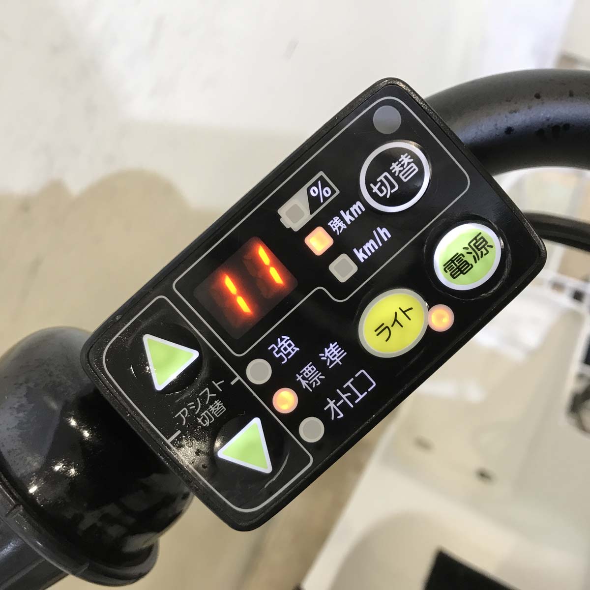ブリヂストン bikke 2 e ビッケ ツー イー ホワイト 20インチ KD115 【中古車】