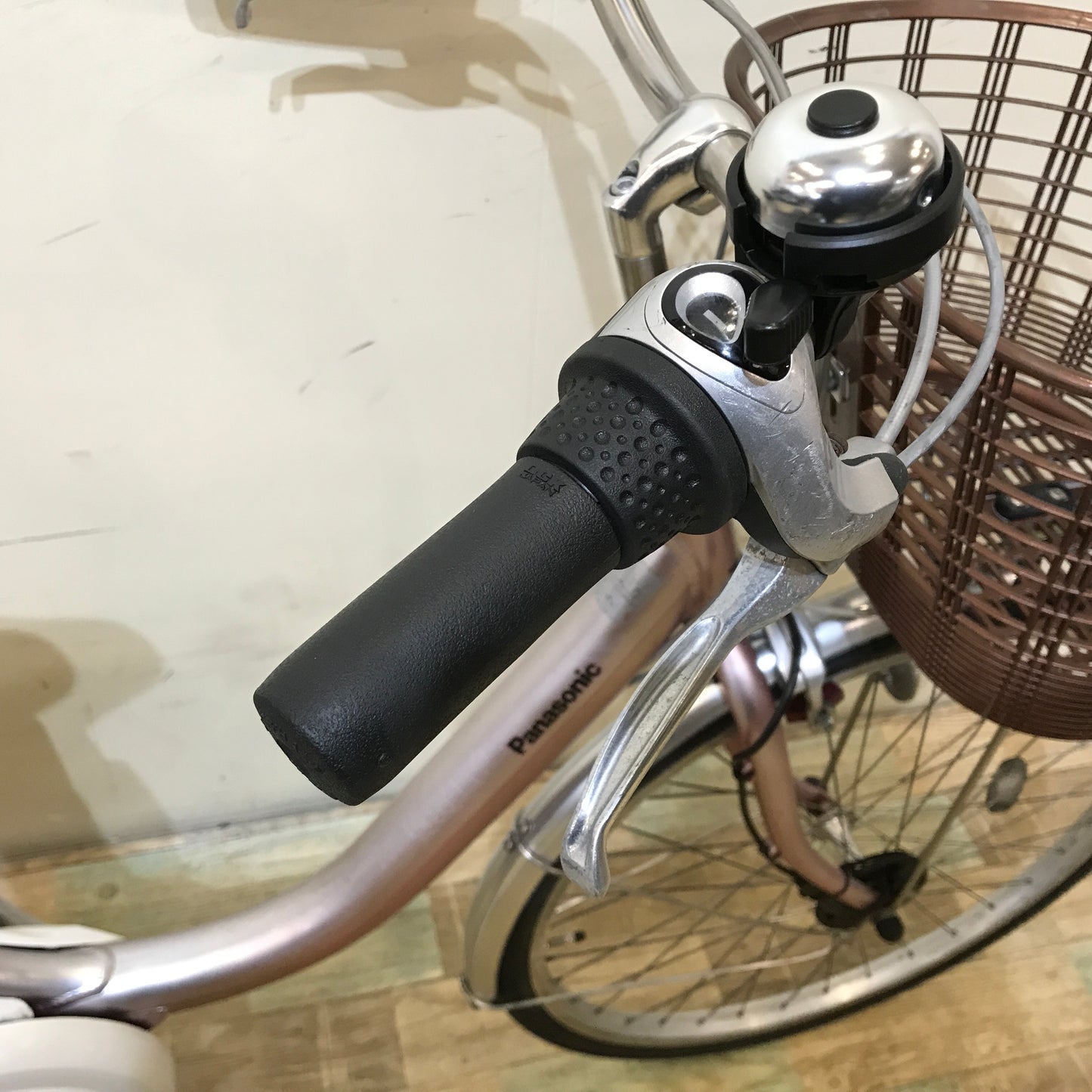 パナソニック ビビ ライト U ピンク 24インチ KP099  【中古車】