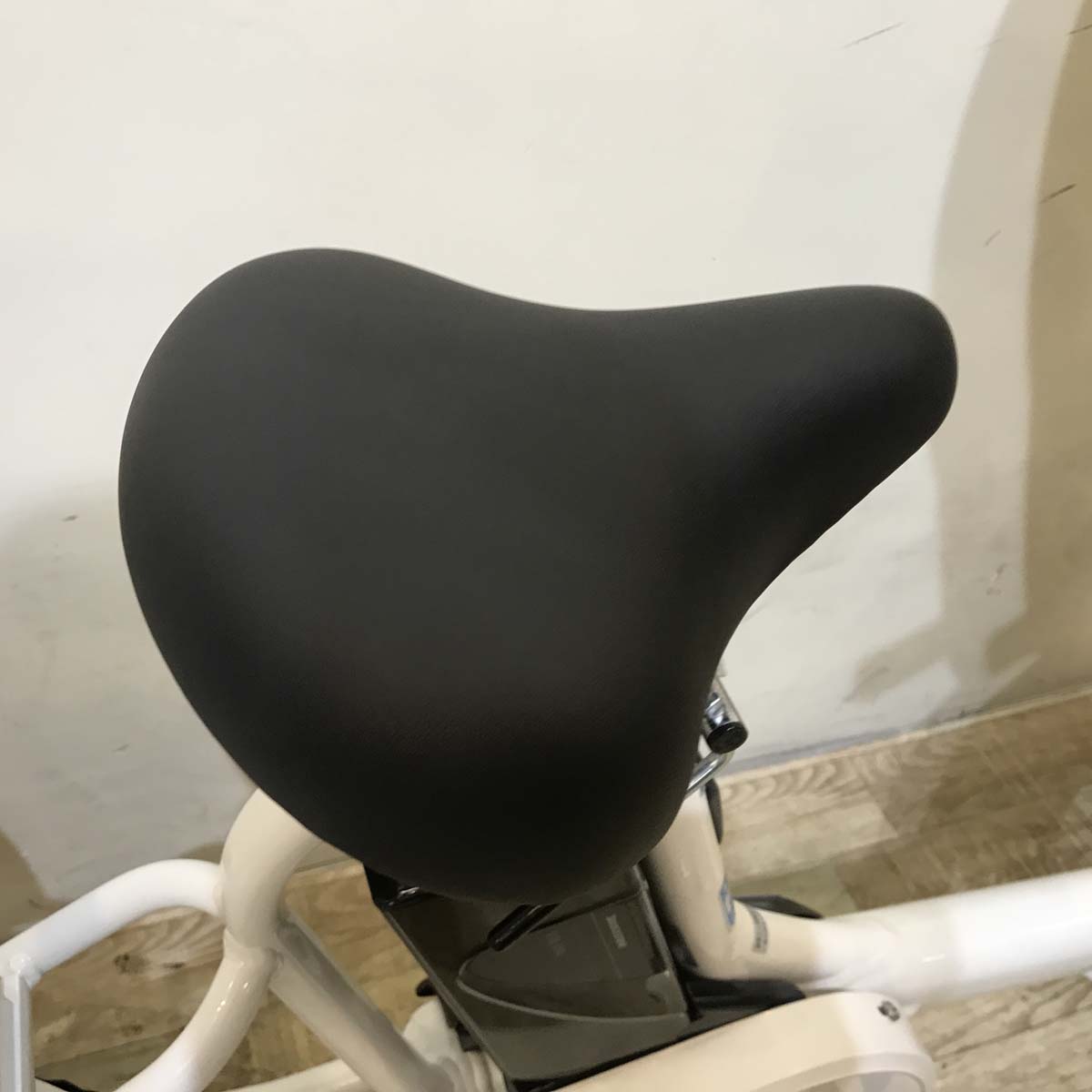 ブリヂストン bikke POLAR e ビッケ ポーラー イー ホワイト 20インチ KY140 【中古車】