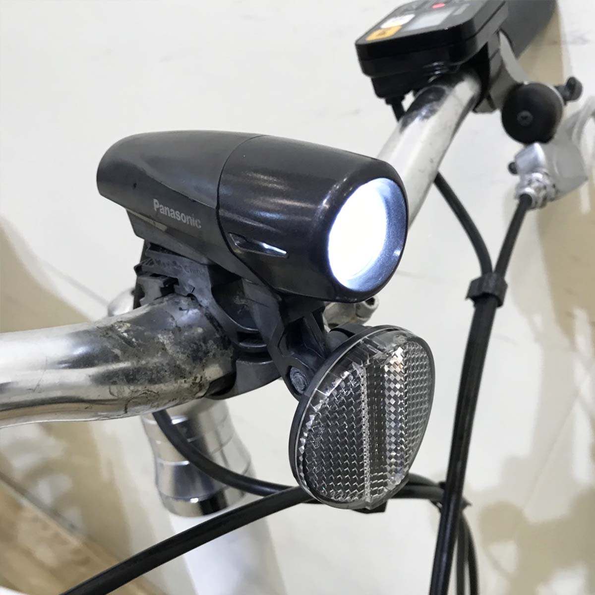 パナソニック Jコンセプト ホワイト 20インチ KI057 【中古車】