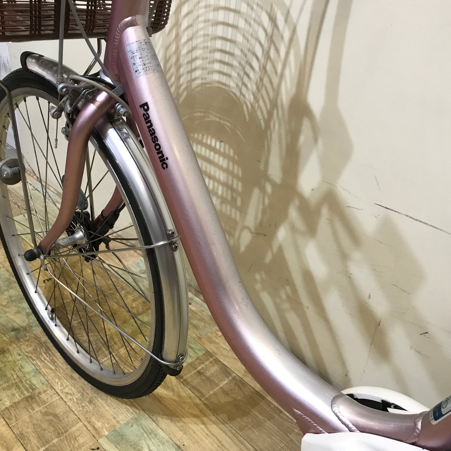 パナソニック ビビ ライト U ピンク 24インチ KP099  【中古車】