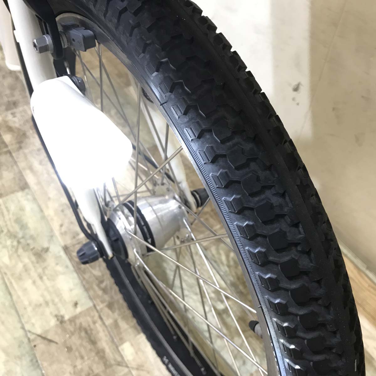 ブリヂストン bikke POLAR e ビッケ ポーラー イー ホワイト 20インチ KY140 【中古車】
