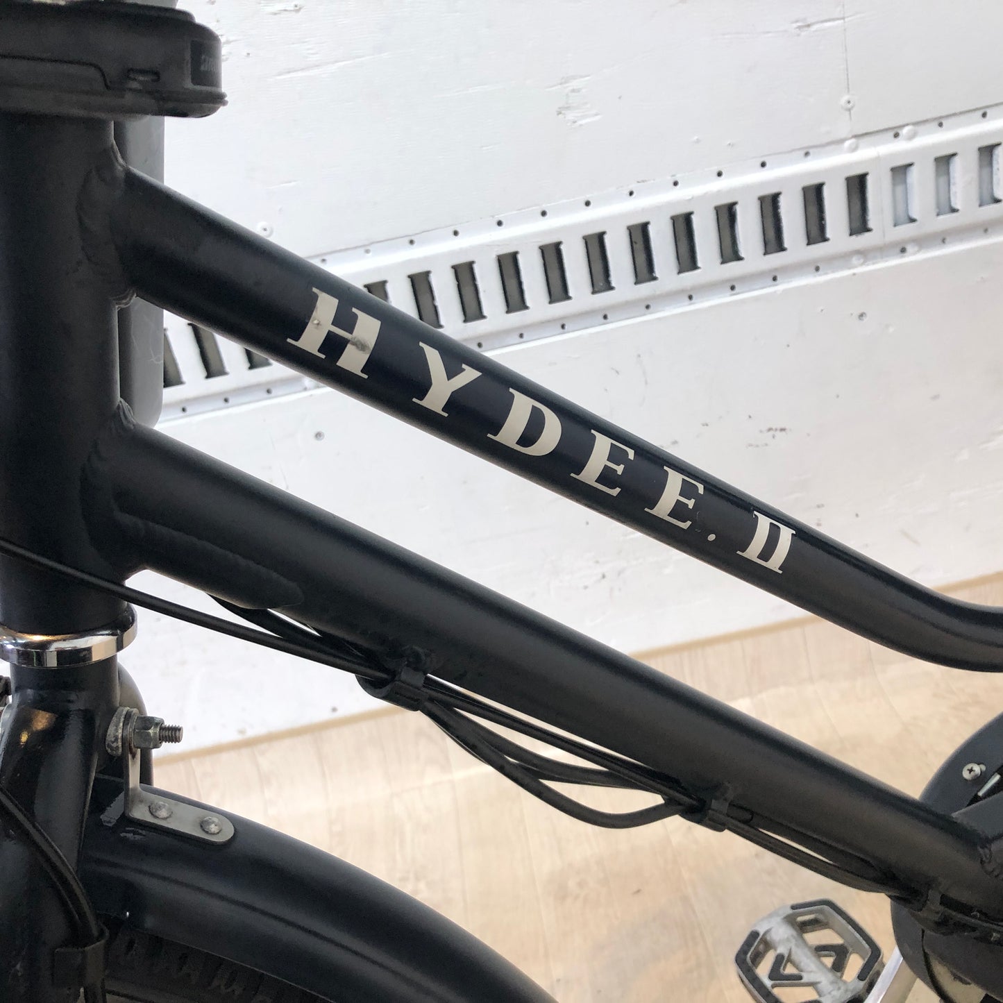 ブリヂストン HYDEE 2 ハイディ ツー ネイビー 26インチ YN097 【中古車】