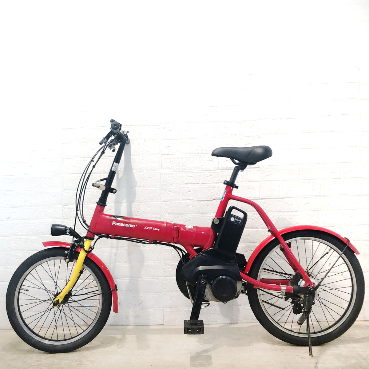 パナソニック オフタイム レッド × イエロー 前18×後20インチ YS089 【中古車】