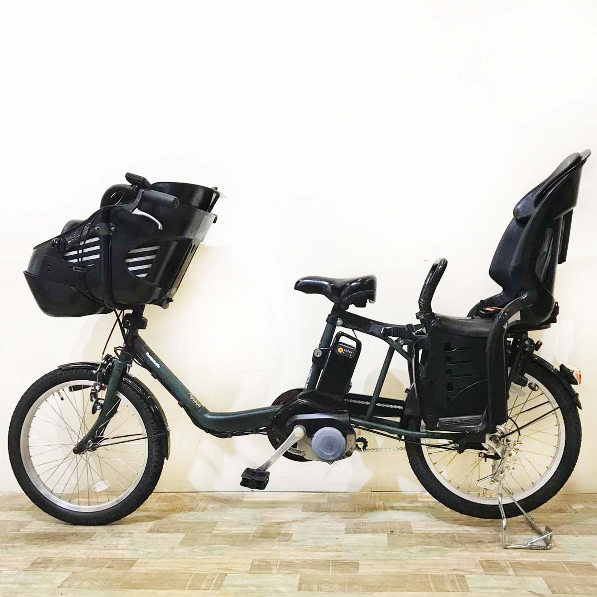 パナソニック ギュット ミニ DX カーキ 20インチ KU063【中古車】