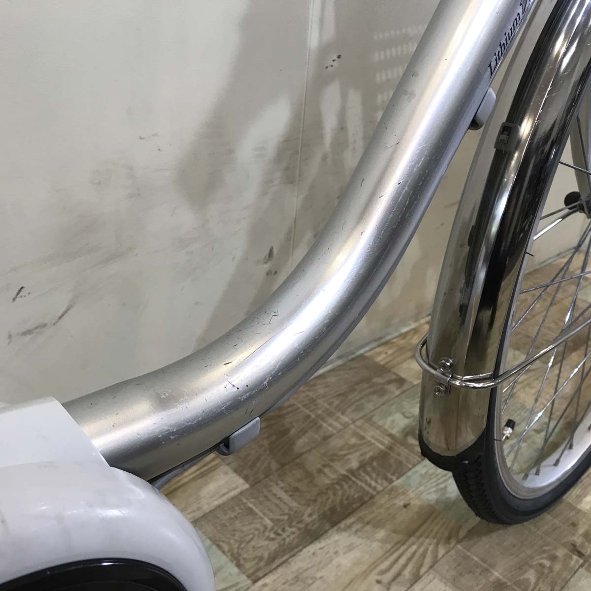 パナソニック ビビ NX シルバー 26インチ KU065 【中古車】