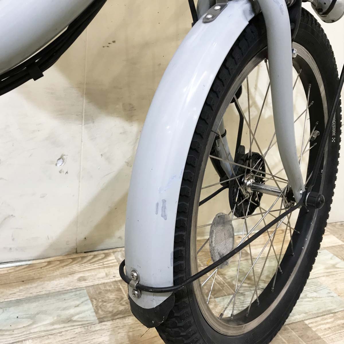 中古電動自転車 ブリヂストン ビッケ2e グレー 20インチ KI061