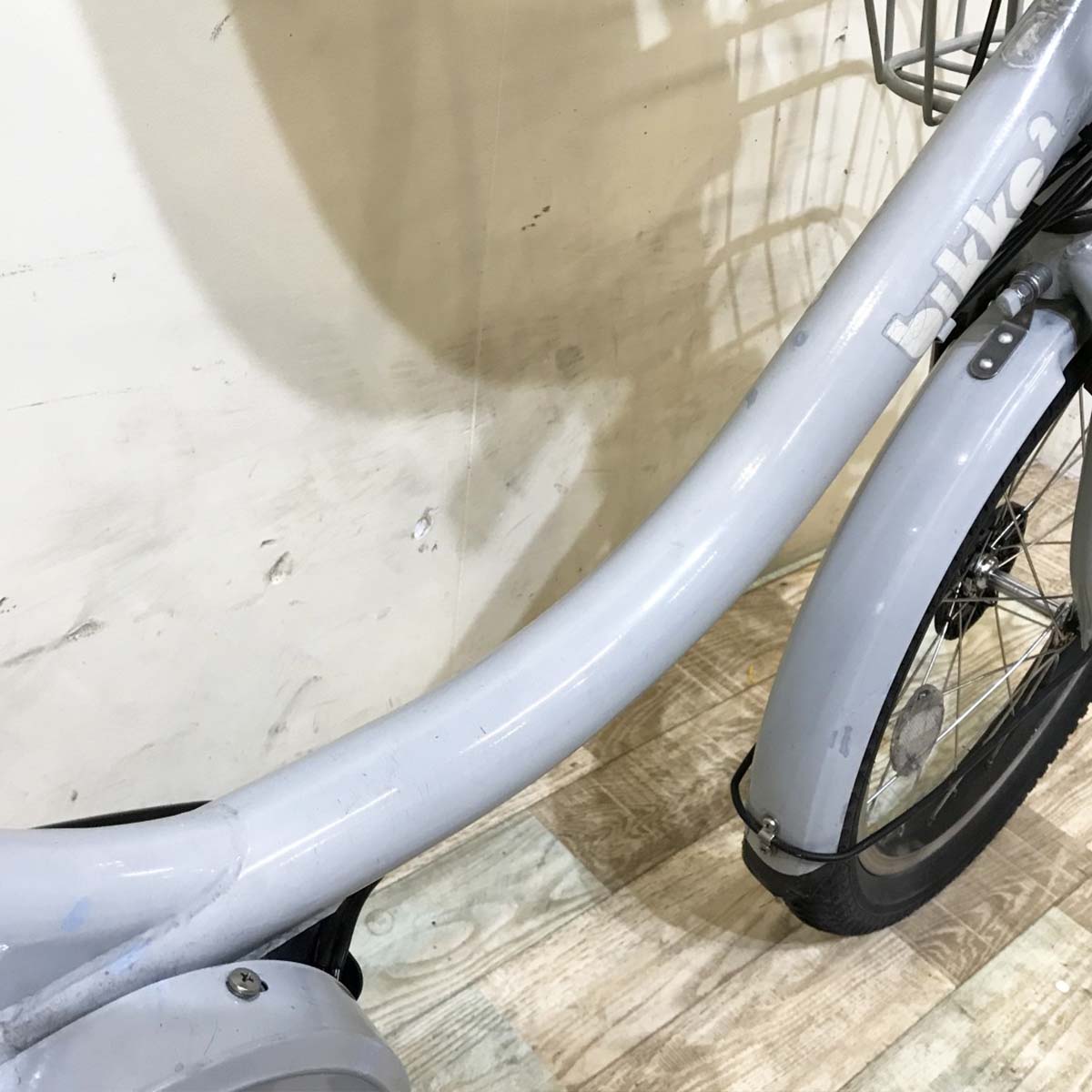 ブリヂストン ビッケ2e グレー 20インチ KI061 【中古車】
