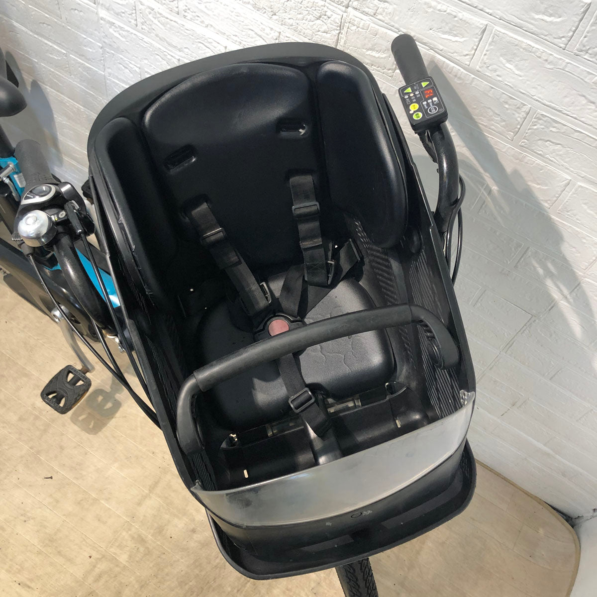 ブリヂストン アンジェリーノ プティット e ブルー 20インチ YT005【中古車】