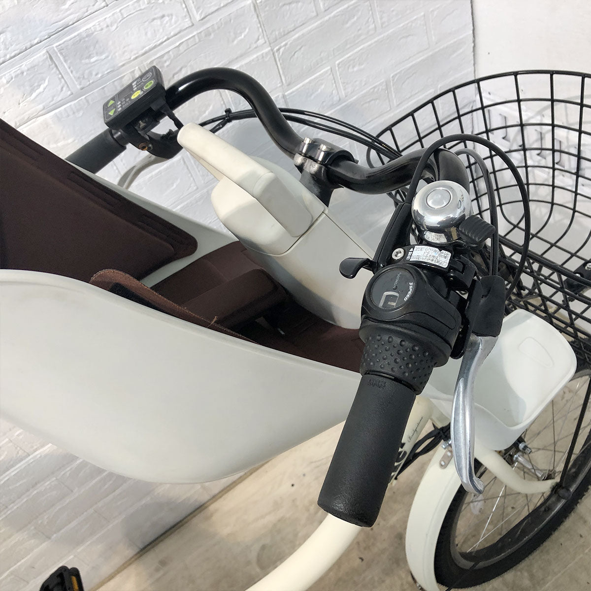 ブリヂストン bikke 2 e ビッケ ツー イー オフホワイト 20インチ YF008 【中古車】