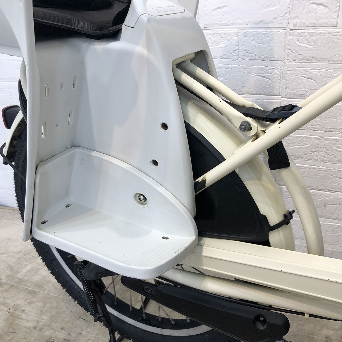 中古電動自転車 ブリヂストン bikke 2 e ビッケ ツー イー オフホワイト 20インチ YF008 