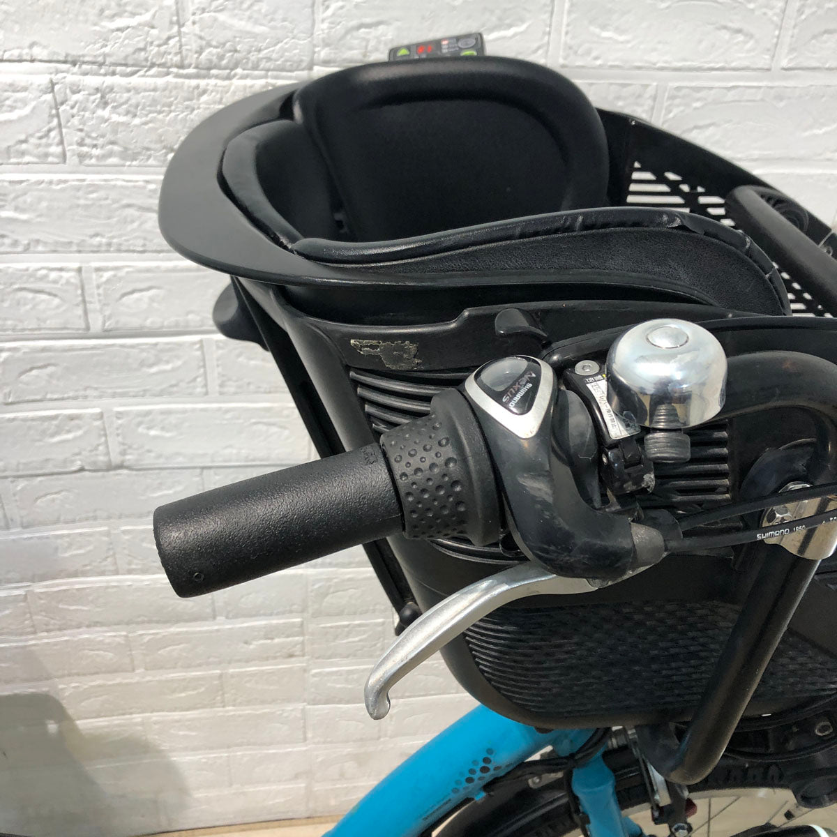 ブリヂストン アンジェリーノ プティット e ブルー 20インチ YT005【中古車】