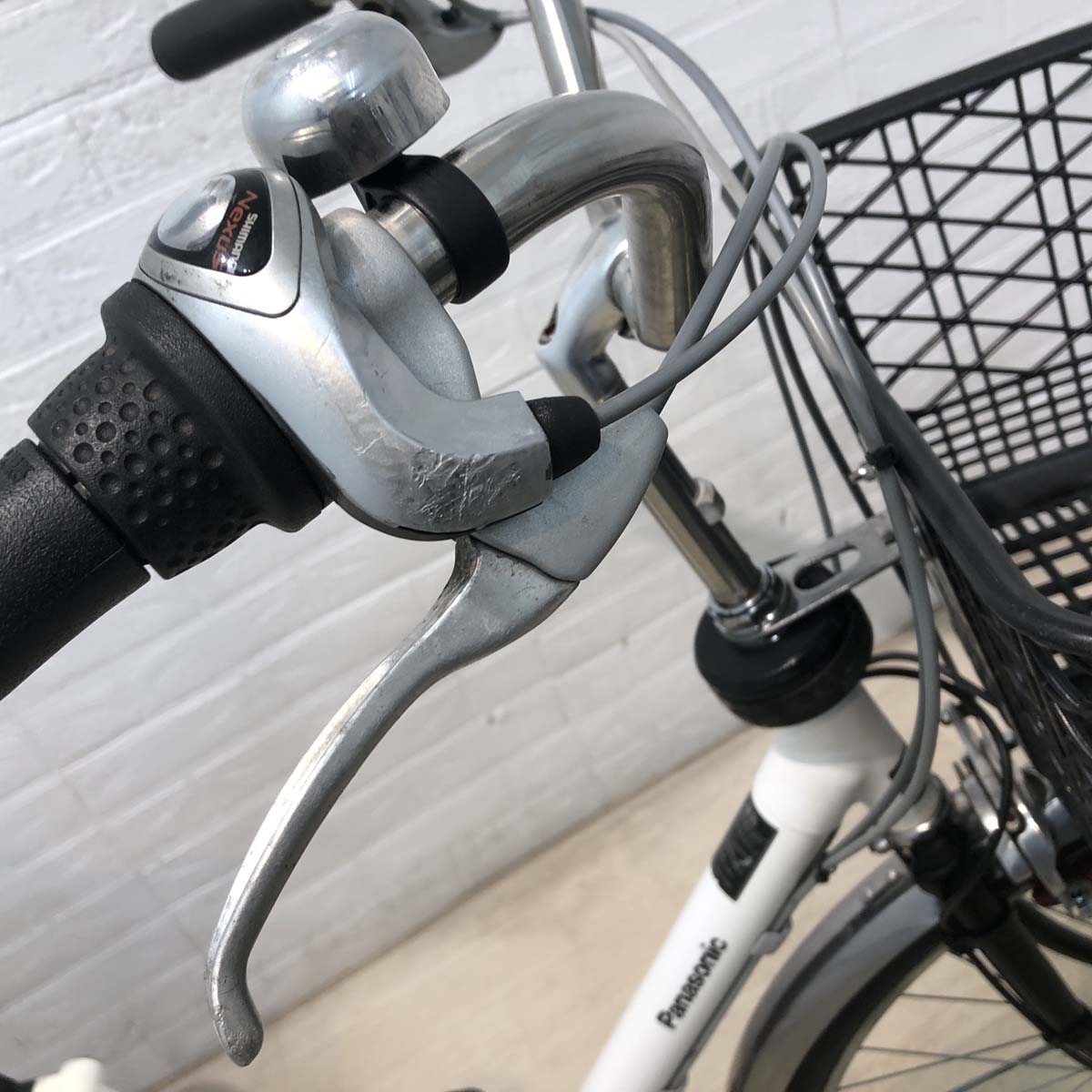 中古電動自転車 パナソニック リチウムビビSXホワイト 26インチ 横浜 中古電動自転車 パナソニック リチウムビビSXホワイト 26インチ 横浜