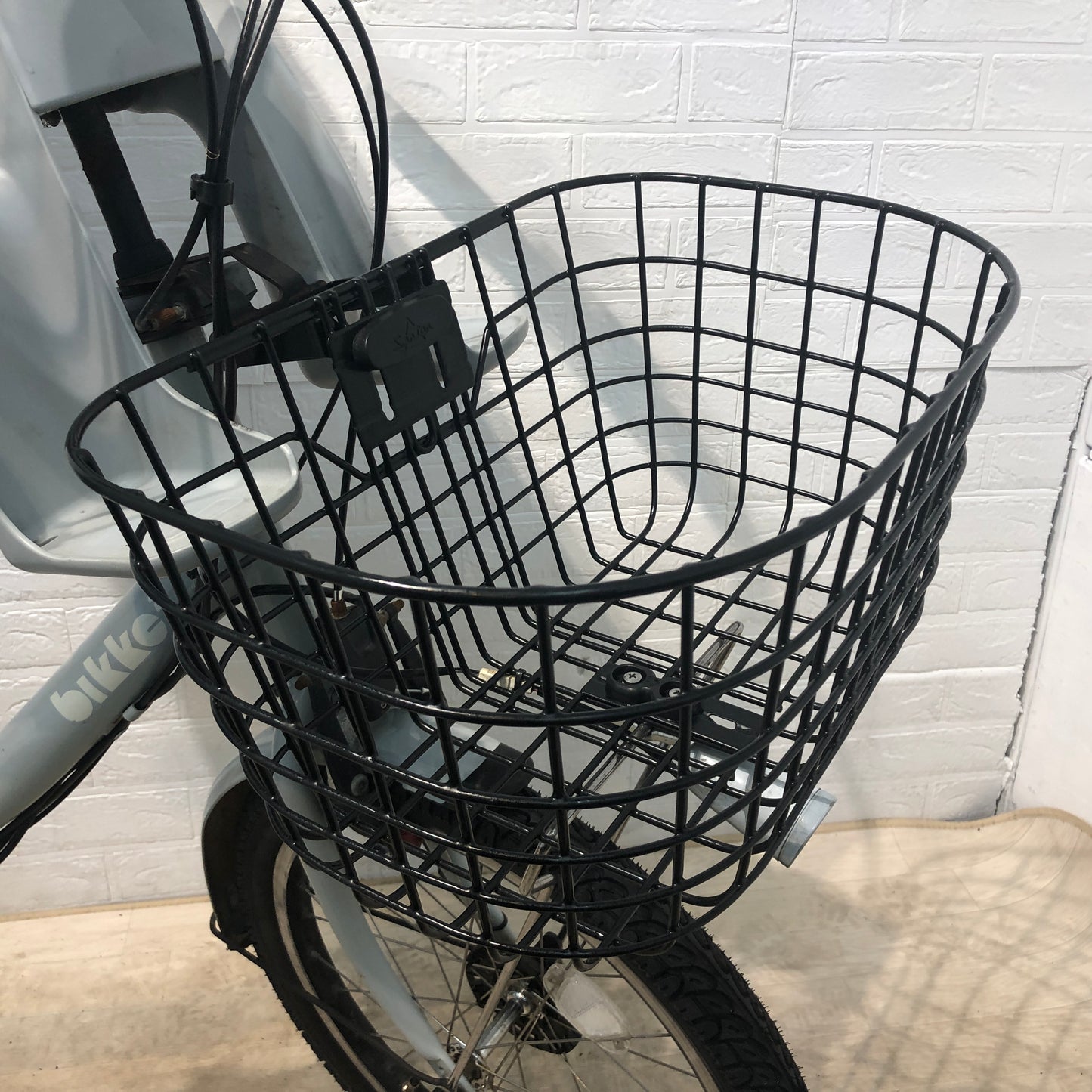 ブリヂストン bikke 2 e ビッケ ツー イー グレー 20インチ YN108 【中古車】