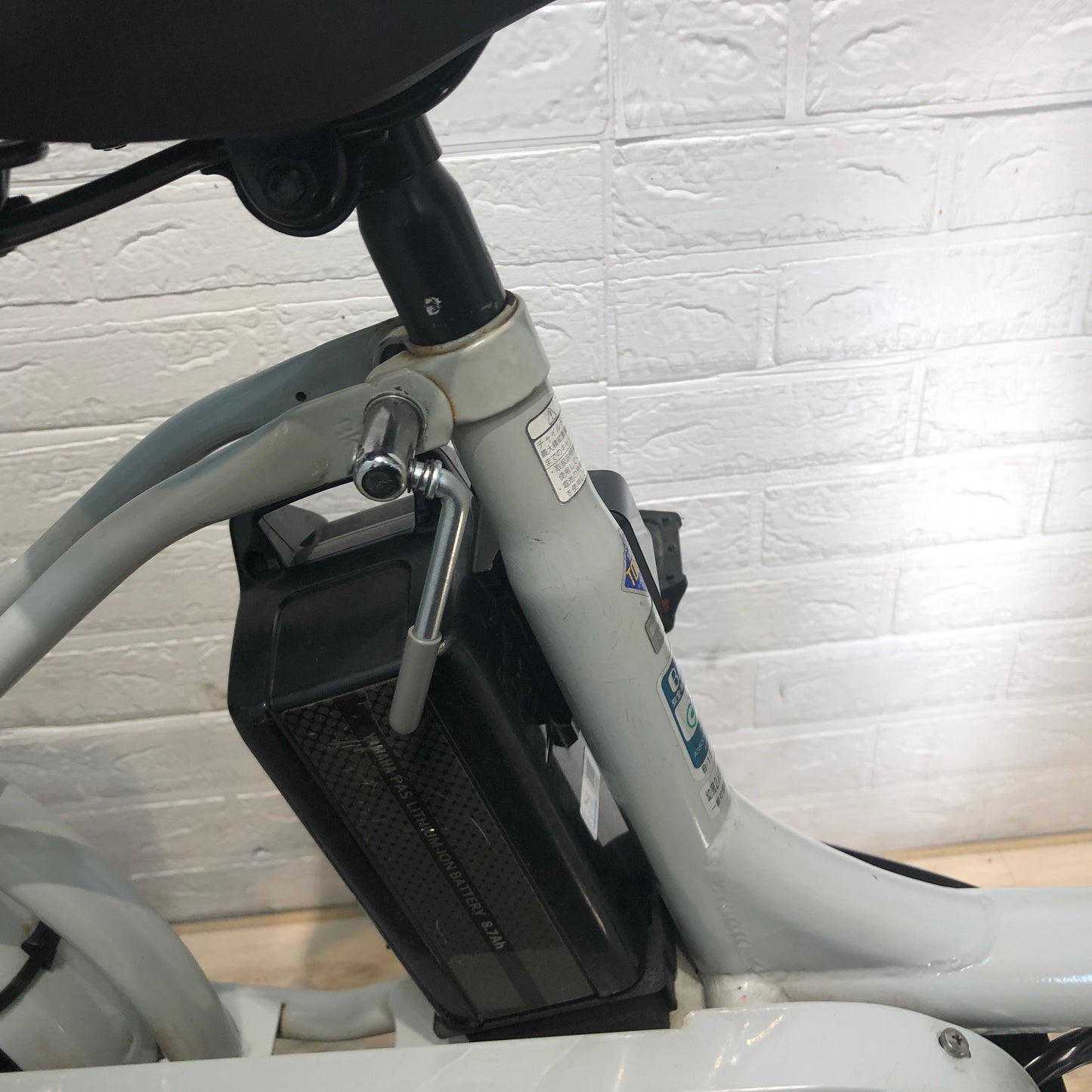 ブリヂストン bikke 2 e ビッケ ツー イー グレー 20インチ YN108 【中古車】