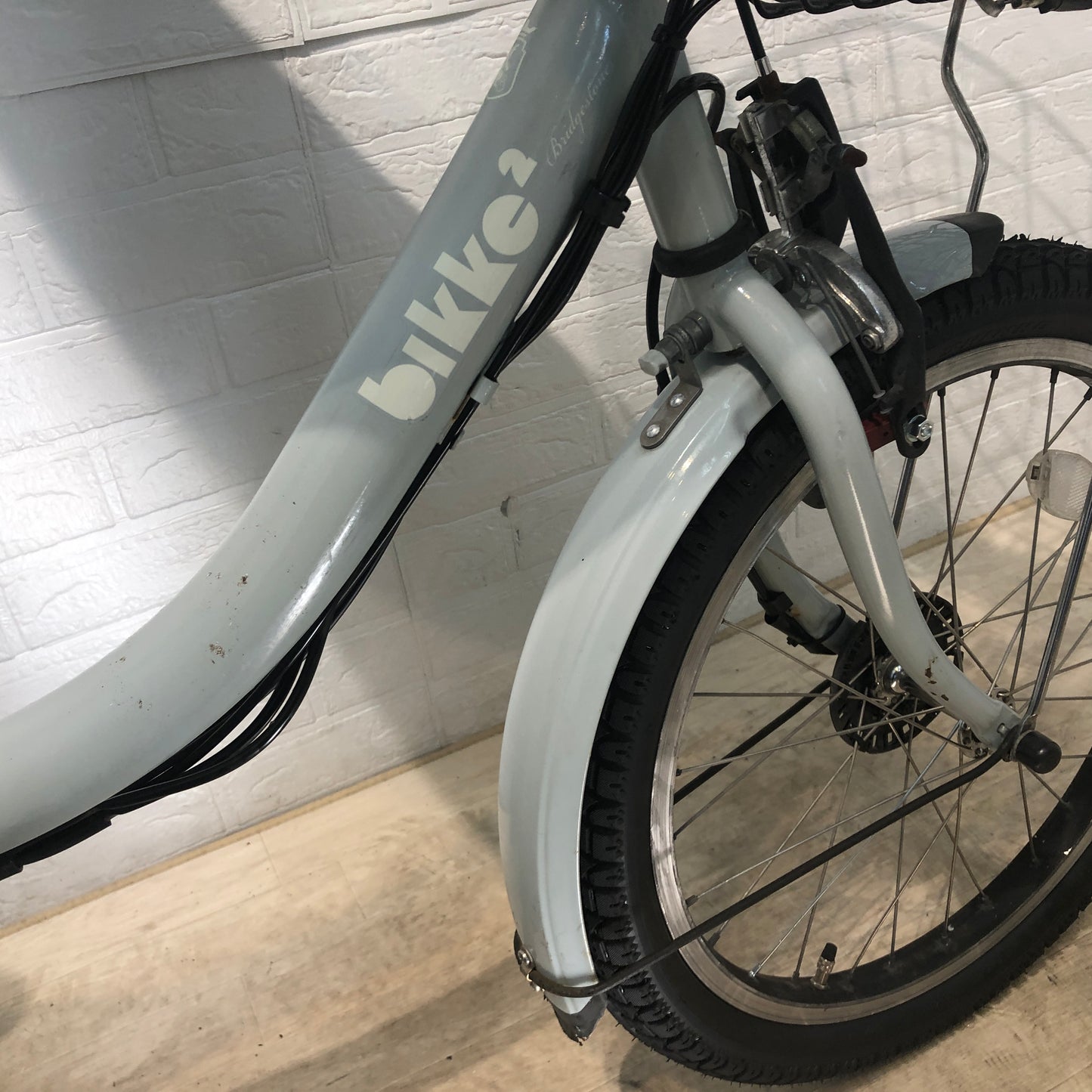 ブリヂストン bikke 2 e ビッケ ツー イー グレー 20インチ YN108 【中古車】