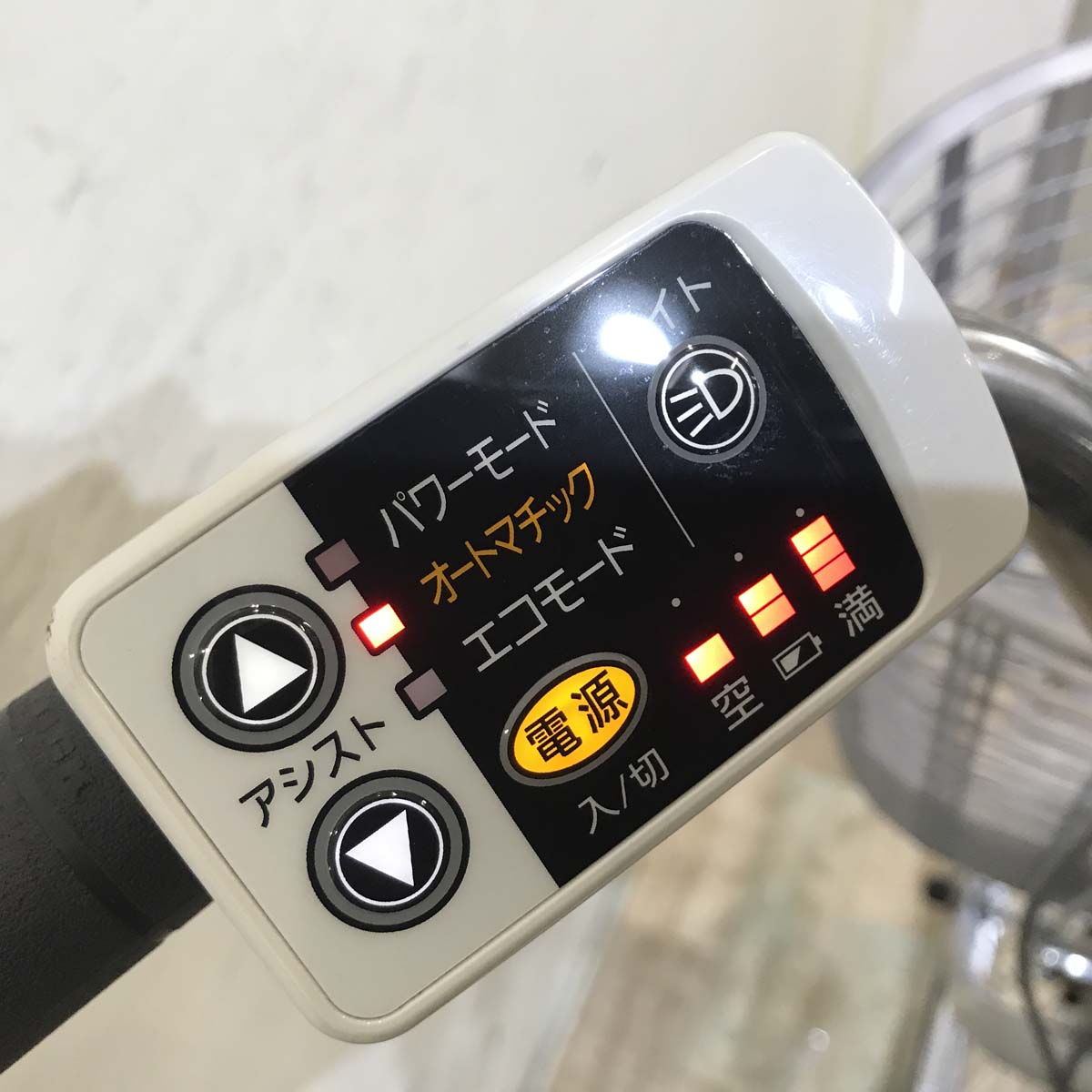 パナソニック ビビ NX シルバー 26インチ KU076 【中古車】
