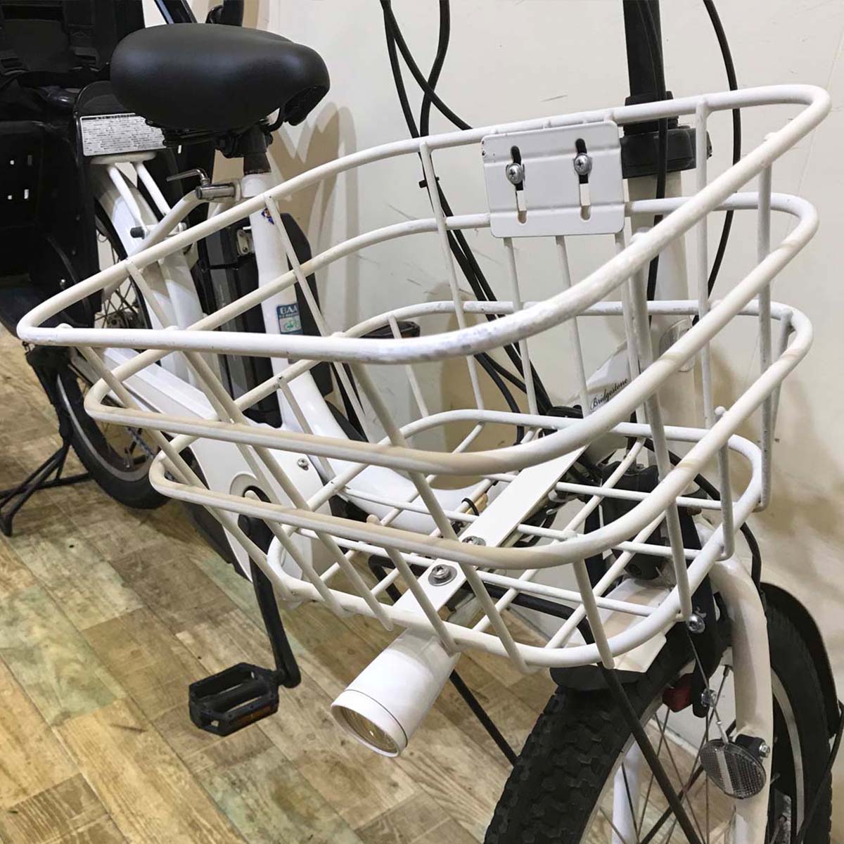 中古電動自転車 ブリヂストン bikke e ビッケ イー ホワイト 20インチ KE016 