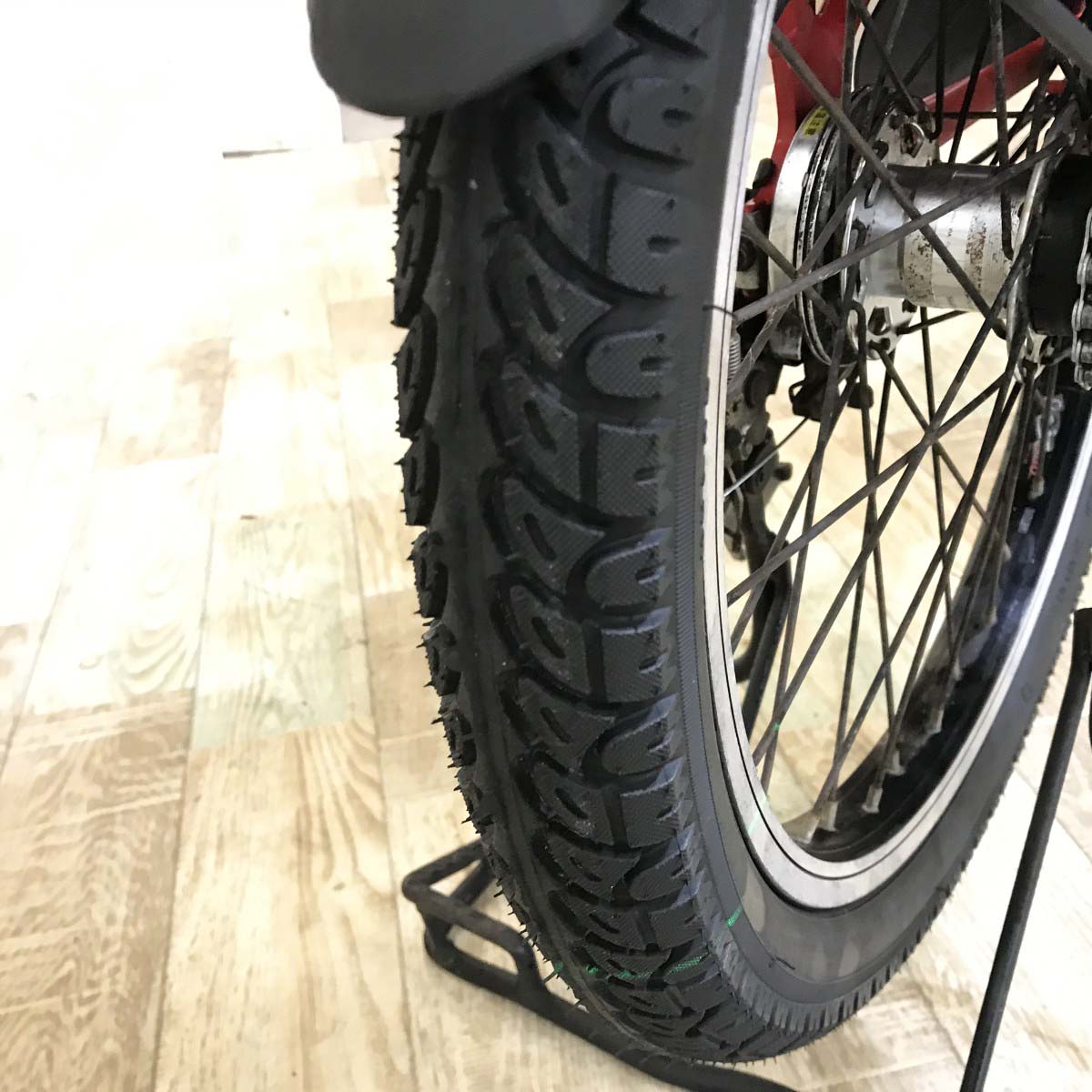 パナソニック ギュットアニーズ レッド 20インチ KI074 【中古車】