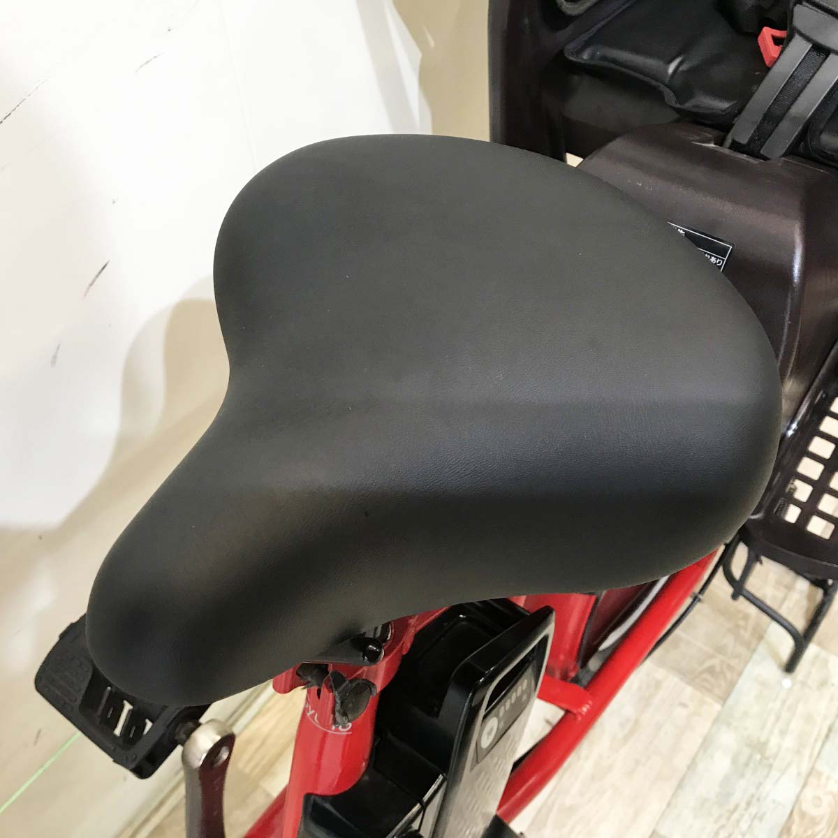 パナソニック ギュットアニーズ レッド 20インチ KI074 【中古車】